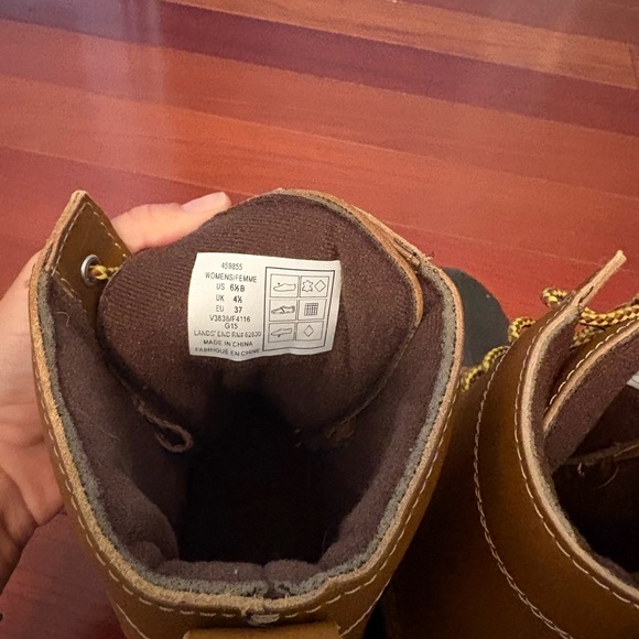 Lands End women’s rain snow boots - Picture 5 of 7